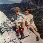 Pierre et Loïc vers les années 1970 en montagne