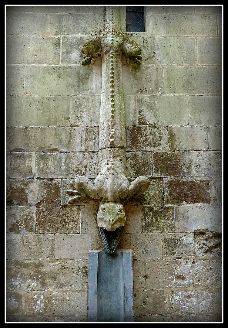 PIERREFONDS -- - 46 -