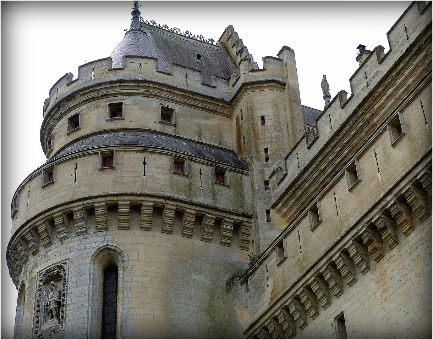 PIERREFONDS -- - 47 -