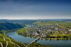 Piesport an der Mosel bei Tag