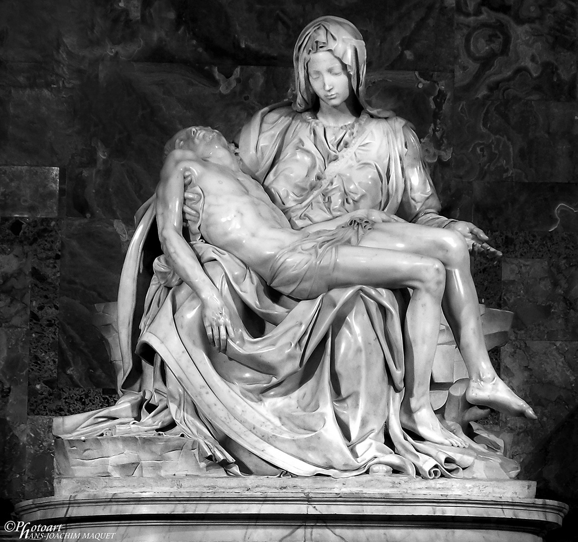 Pietà von Michelangelo