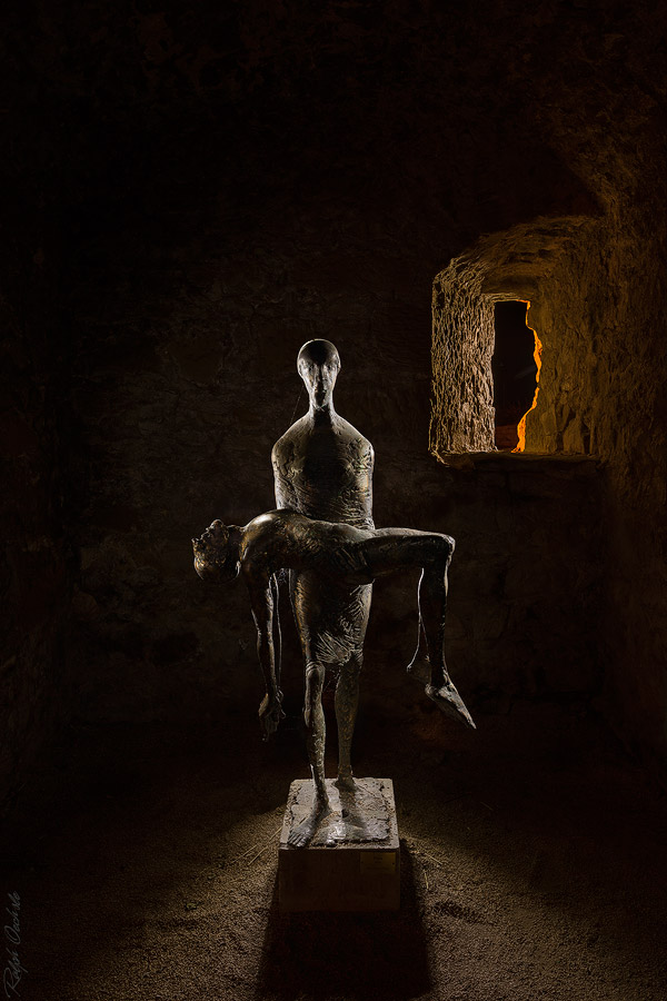 Pieta - Y-Burg - Lightpainting