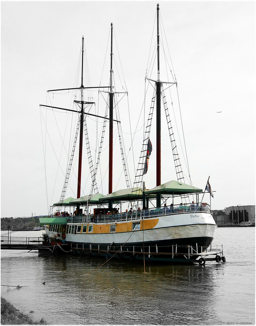 Pieter van Amstel - Restaurant Schiff