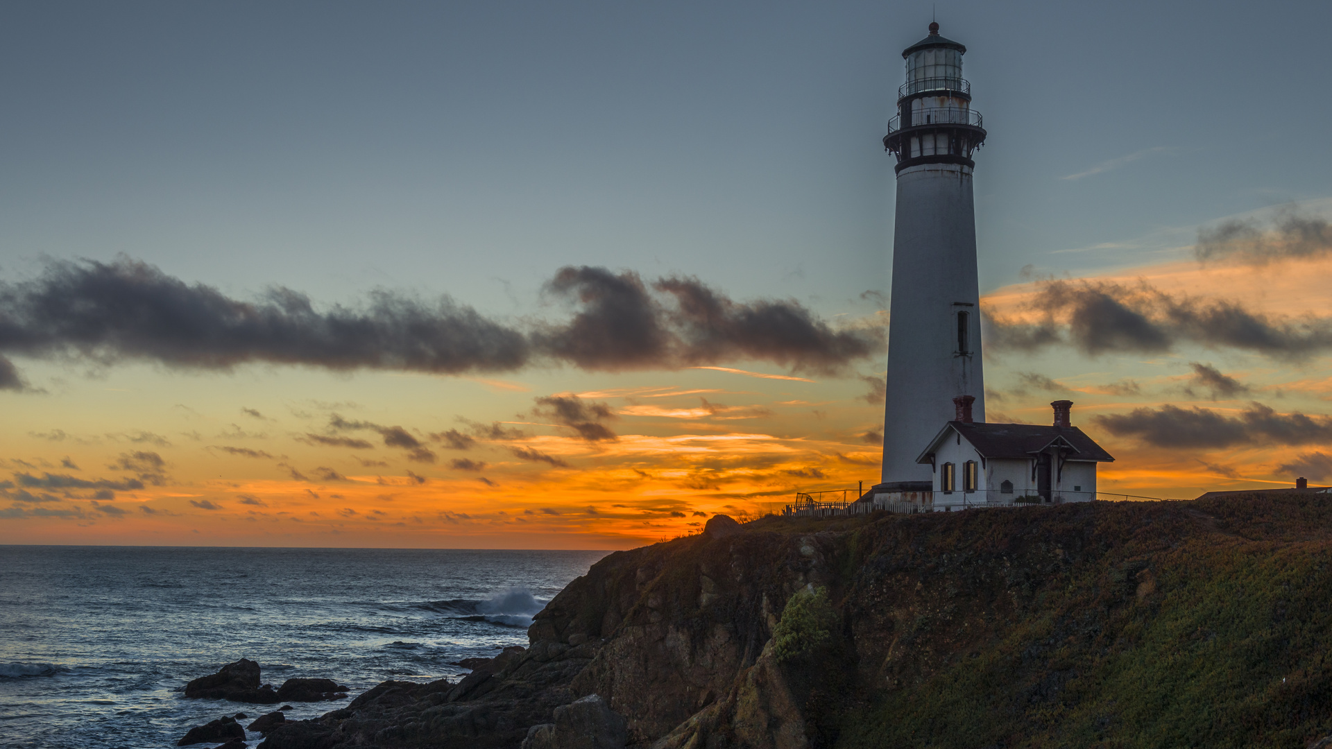 Pigeon Point Lighthouse, CA. __ Sonnenuntergang