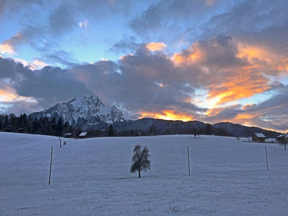 Pilatus Lichtspiele I ...