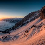 ^ Pilatus: Sonnenaufgang über dem Nebelmeer ^