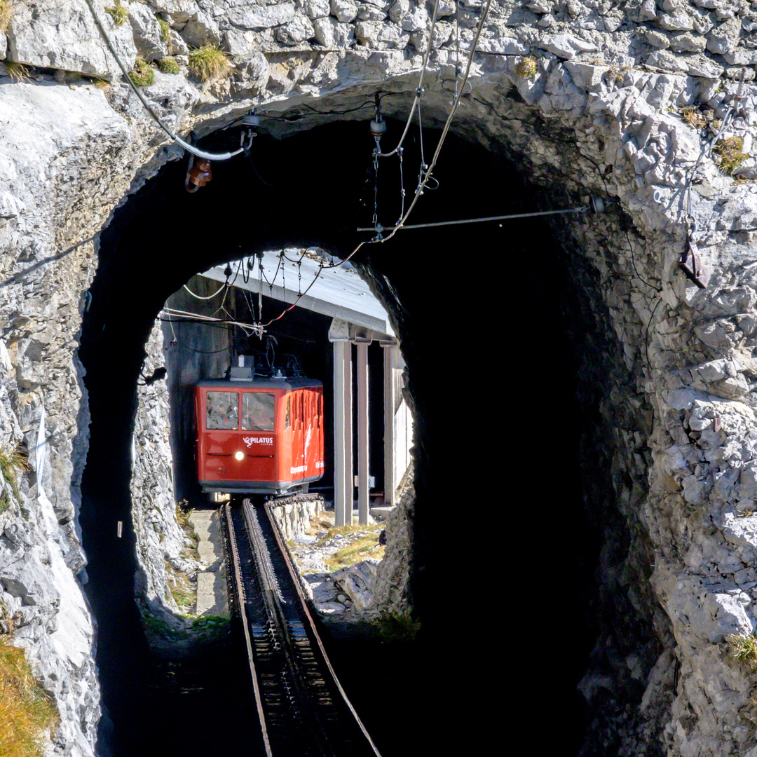 Pilatusbahn - NOCH fahren die "Alten"