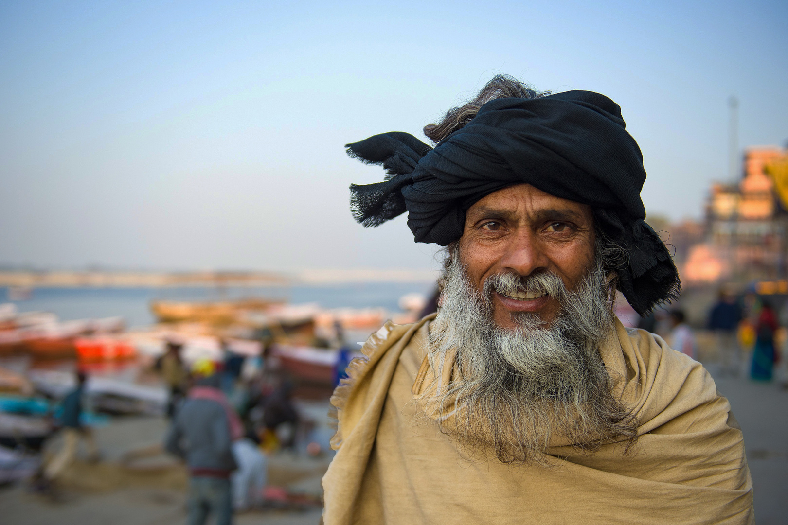 Pilger in Varanasi