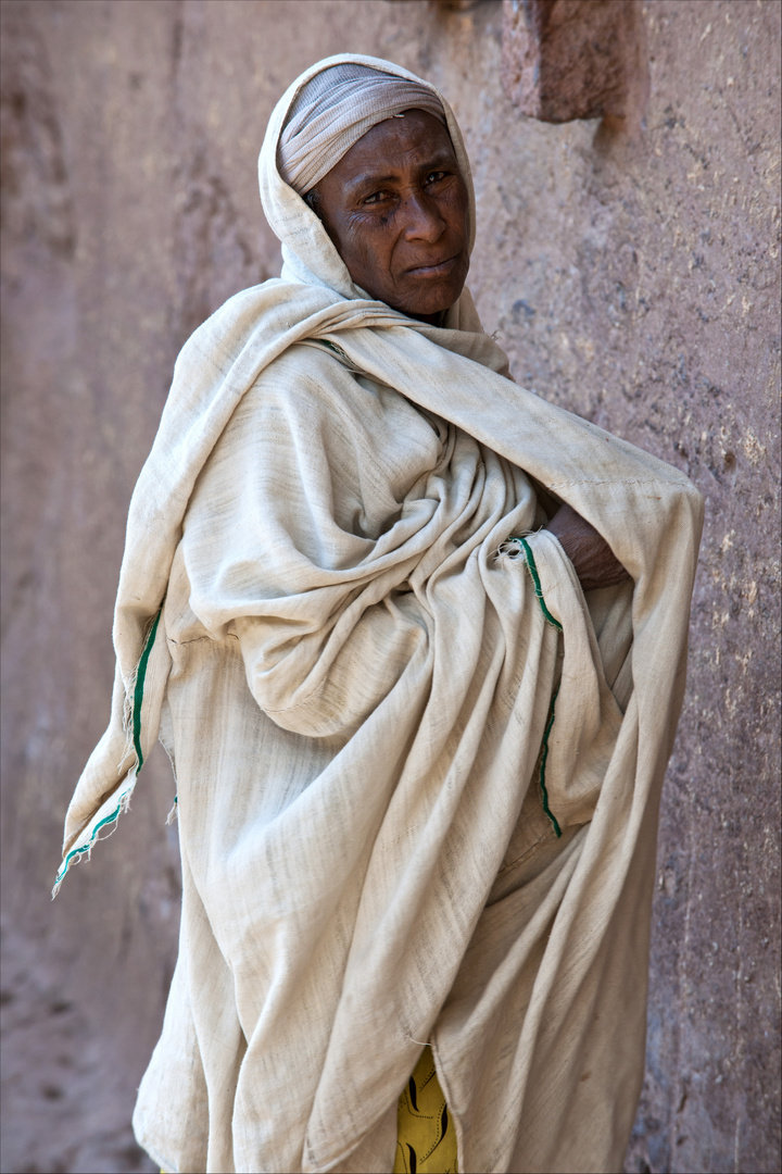 [ Pilgrim at Lalibela ]