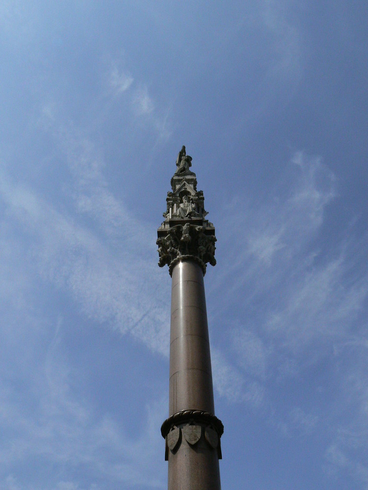 pillar