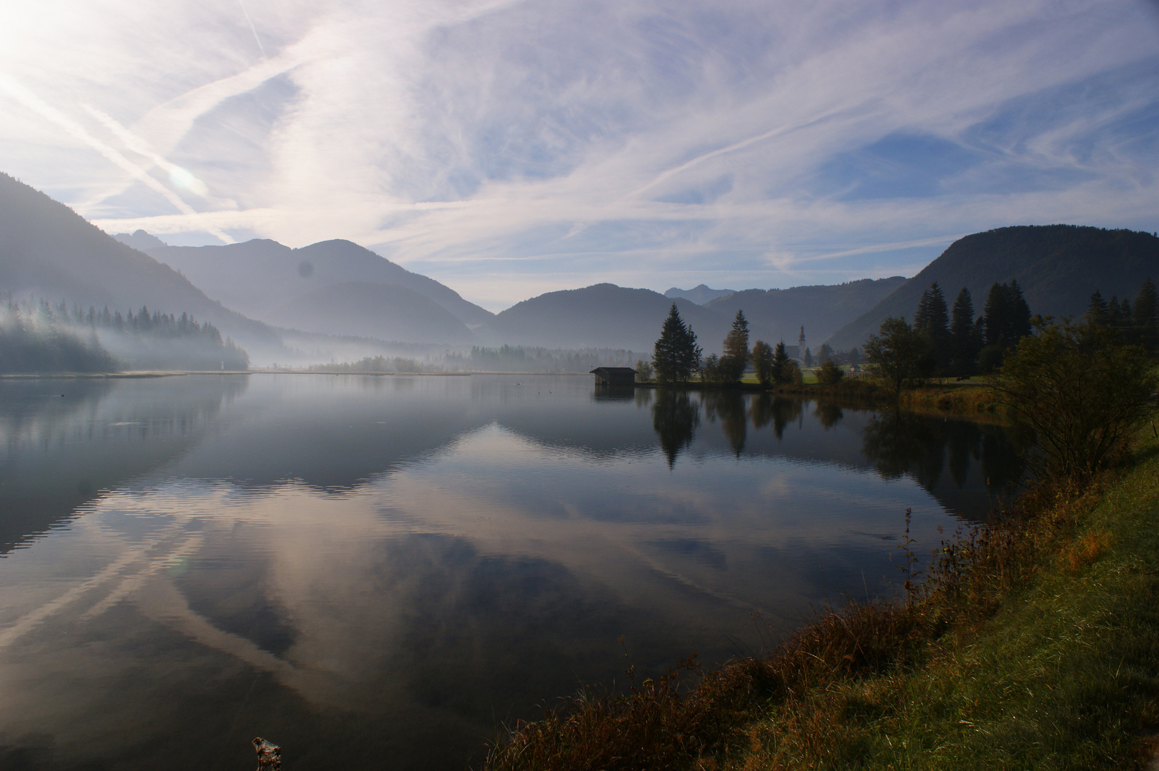 Pillersee in St. Ulrich (Tirol) in den Morgenstunden