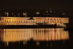 Pillnitz bei Nacht