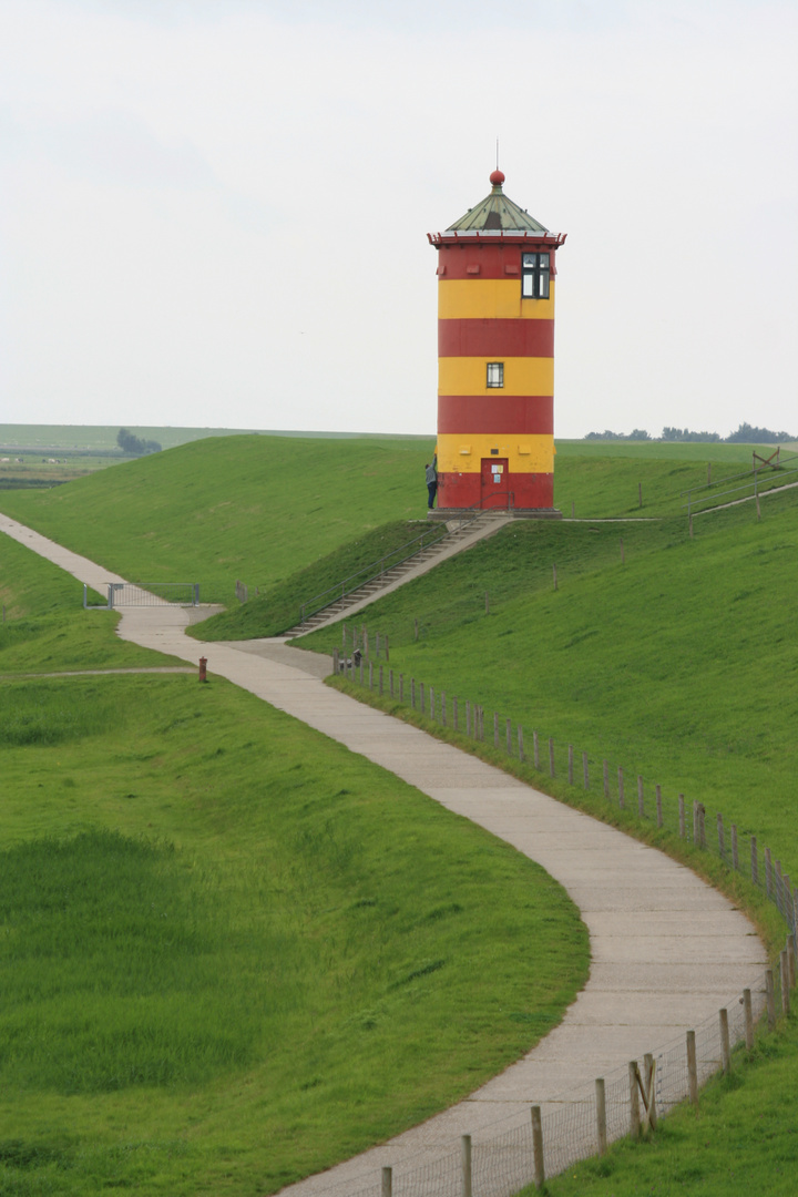 Pilsum - alleine in der Landschaft