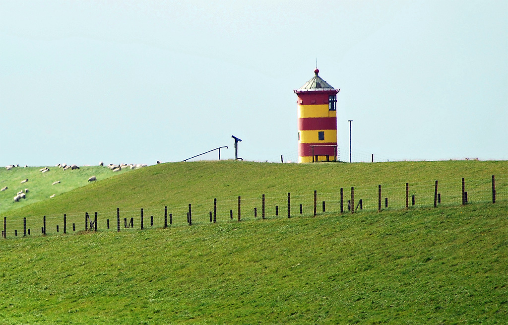 Pilsumer Leuchtturm ("Otto-Turm")
