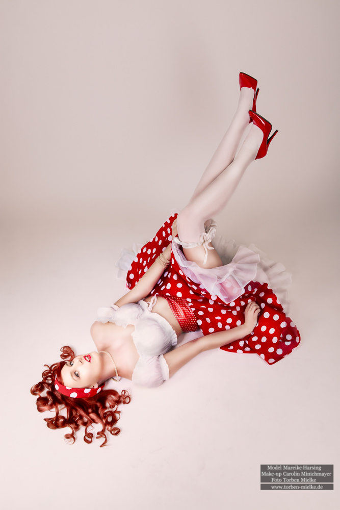 Pin up