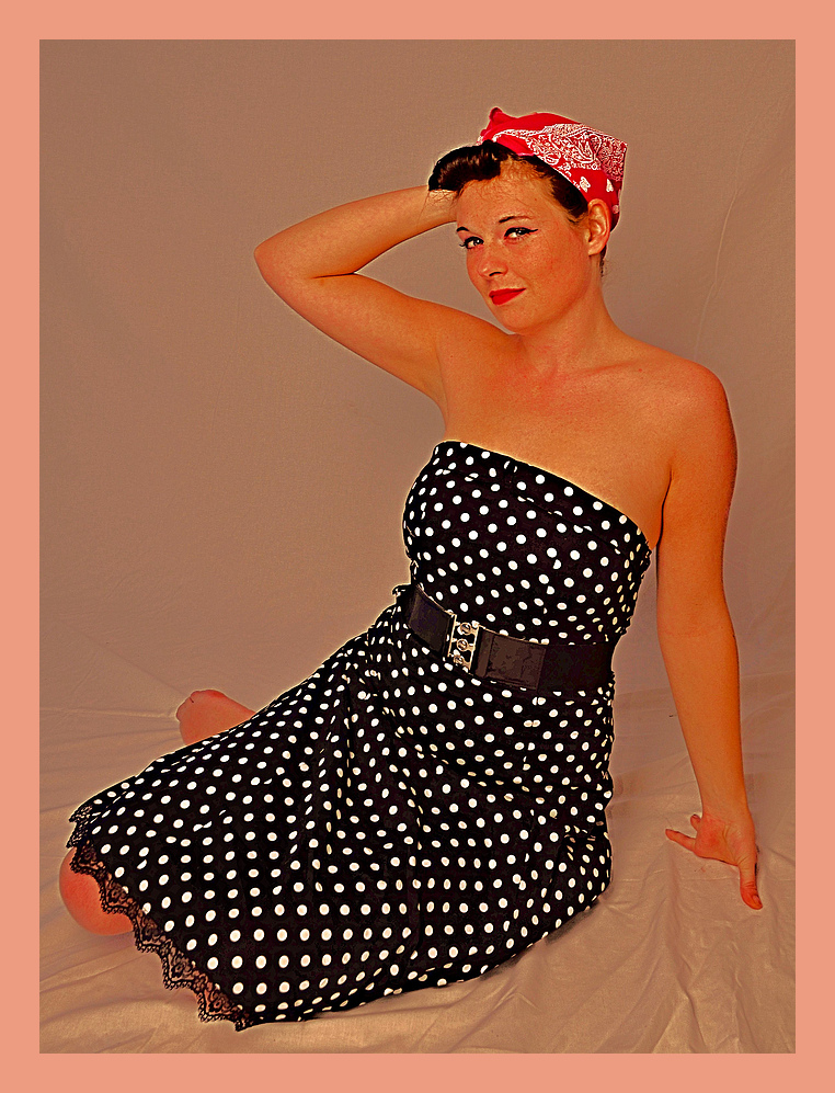 Pin Up II