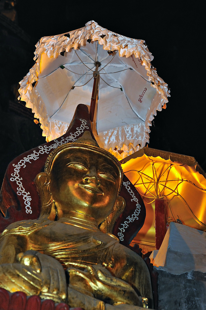 Pindaya Caves 02 b