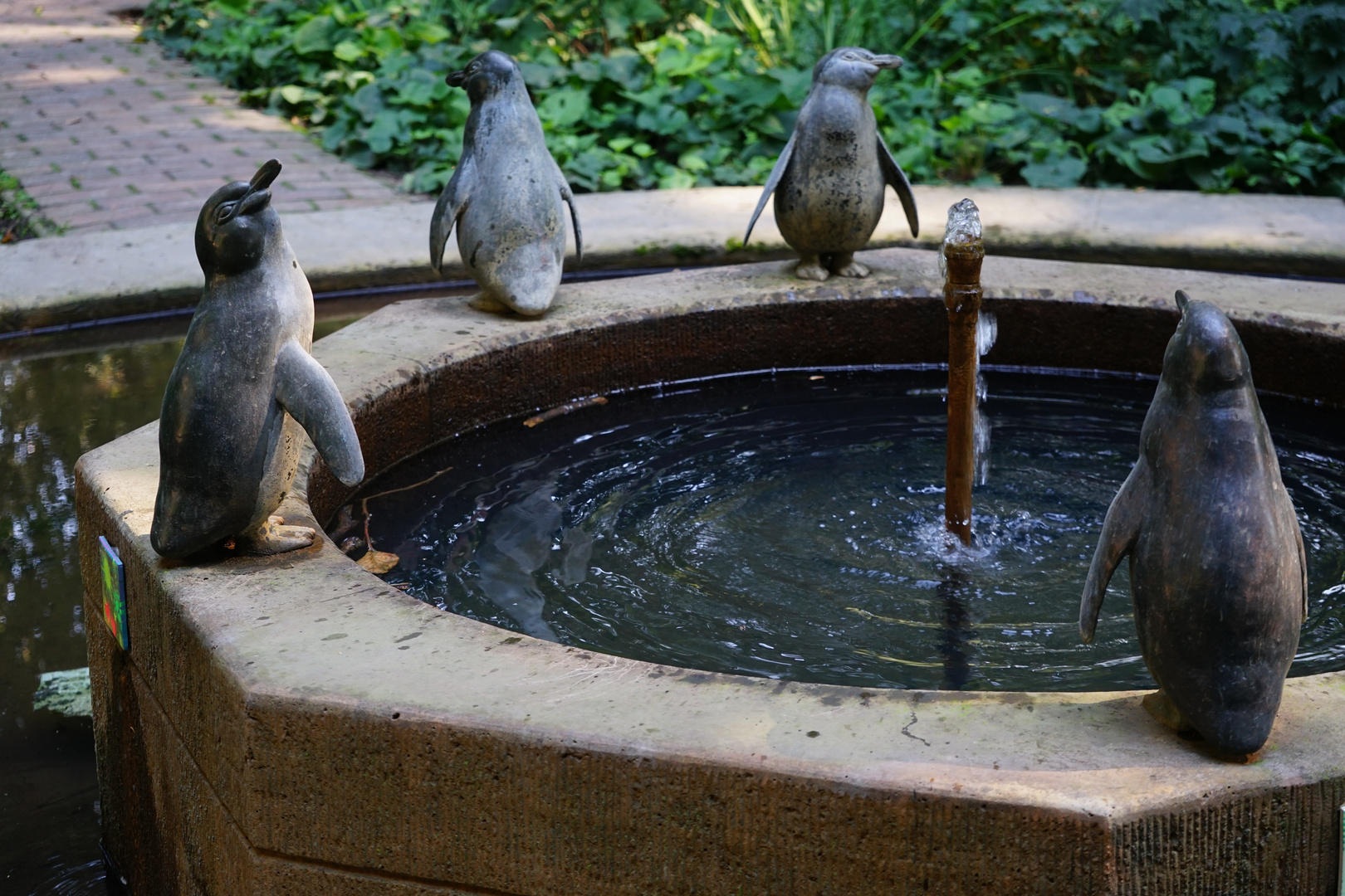 Pinguinbrunnen