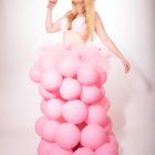 Pink balloonbride