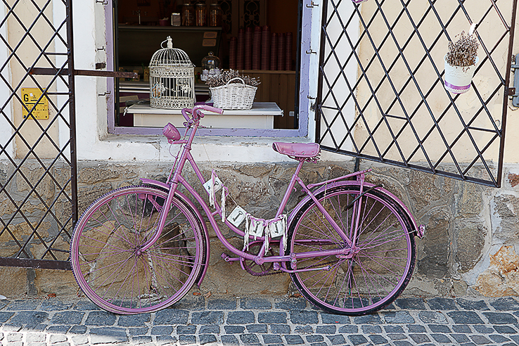 Pink bike 1 web 