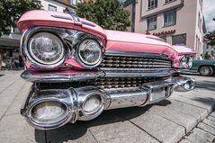 Pink Cadillac Eldorado Biarritz [HD]