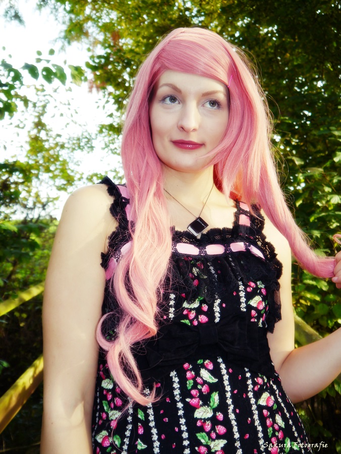 Pink hairlady