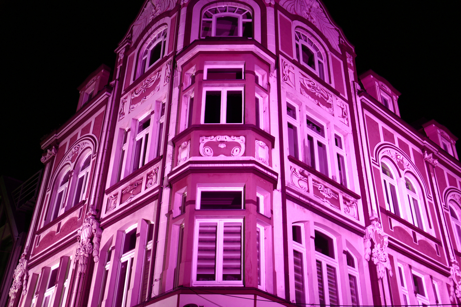 Pink House Foto & Bild fotos, art, city Bilder auf