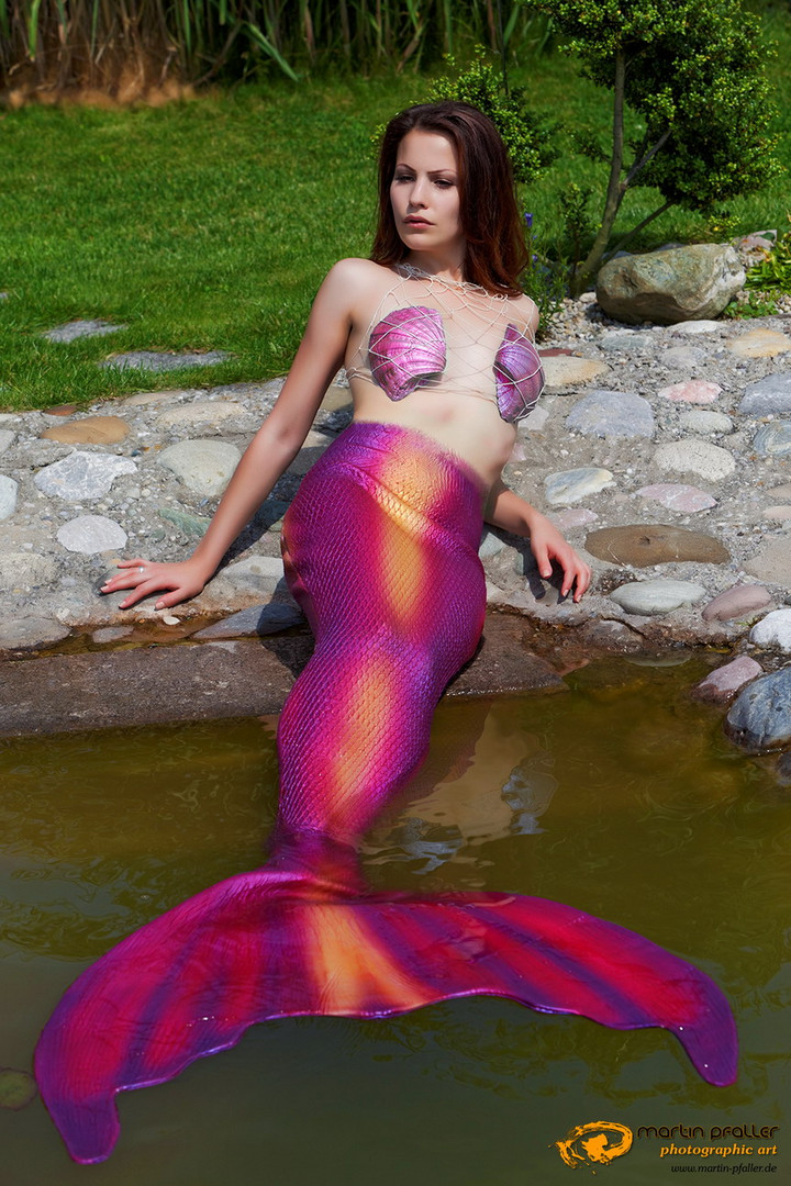 PINK MERMAID