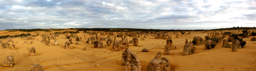 Pinnacles-Panorama