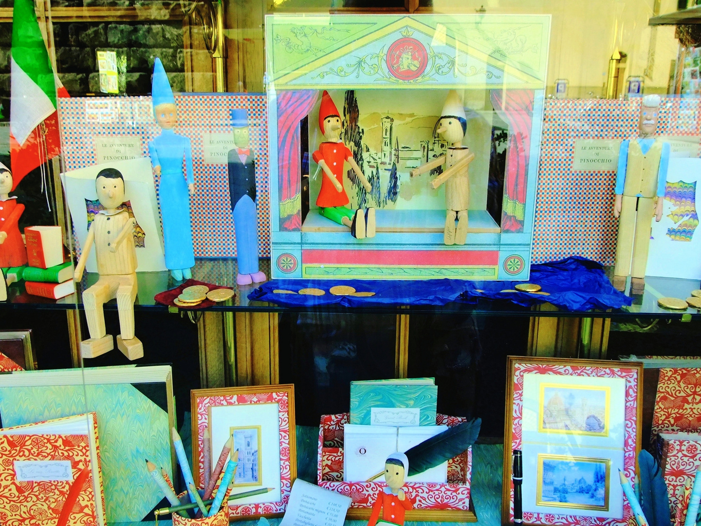 Pinocchio dans la vitrine