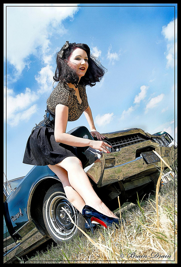 PinUp and Car