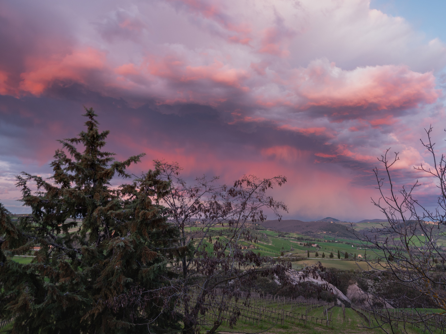 Pioggia in lontananza.