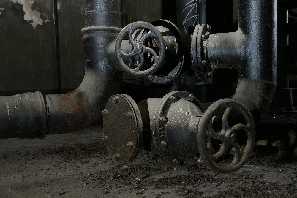 Pipes and Valves