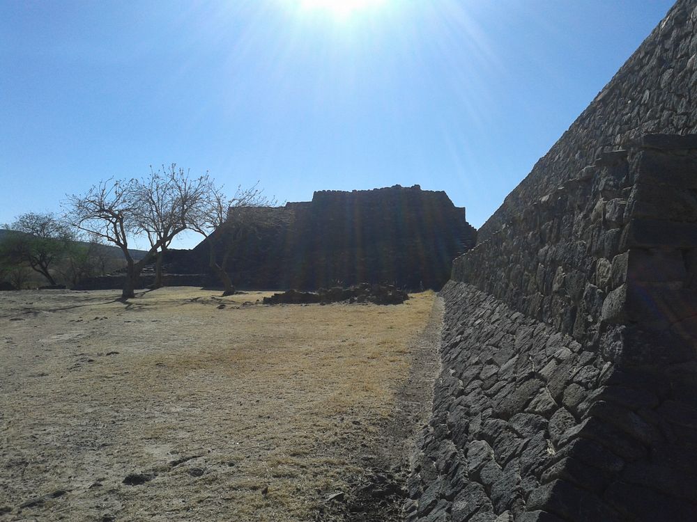 Piramides de San Jose de Peralta Imagen & Foto north america, mexico