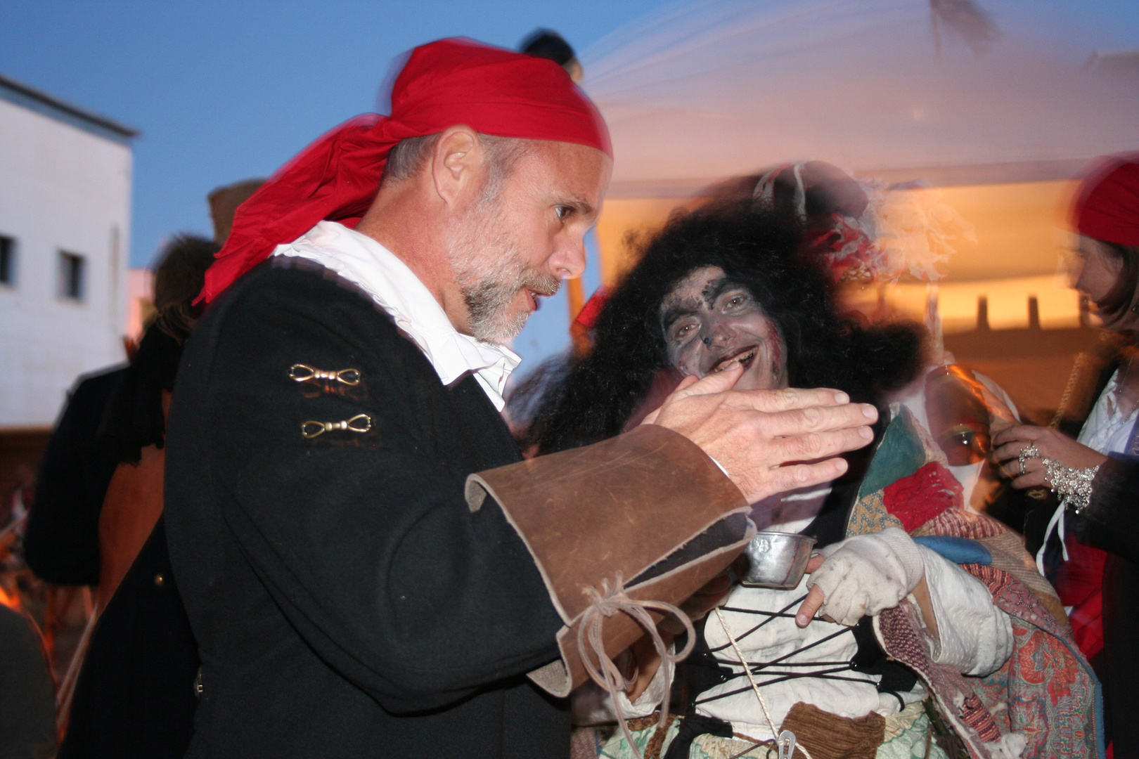 Pirat und Pestfrau