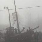 Piratenschiff  im Nebel