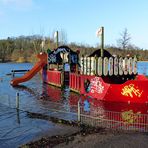 Piratenschiff in Seenot