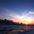 Pirna an der Elbe im Winter , bei Sonnenuntergang