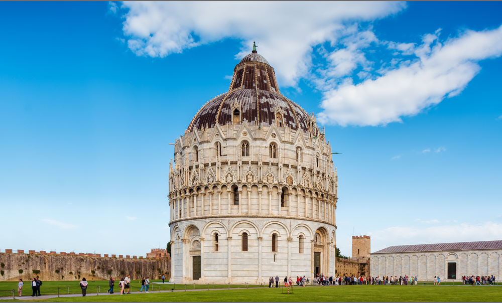 Pisa ist nicht nur der schiefe Turm