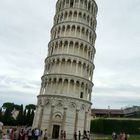 Pisa la torre che bella e maestosa