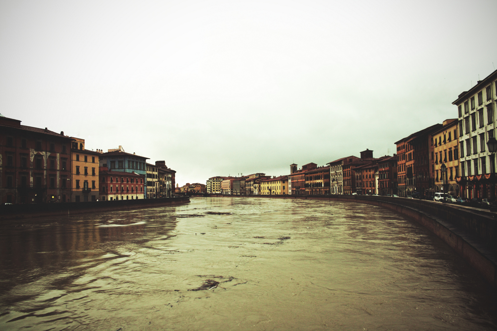 Pisa: Piena d'Arno
