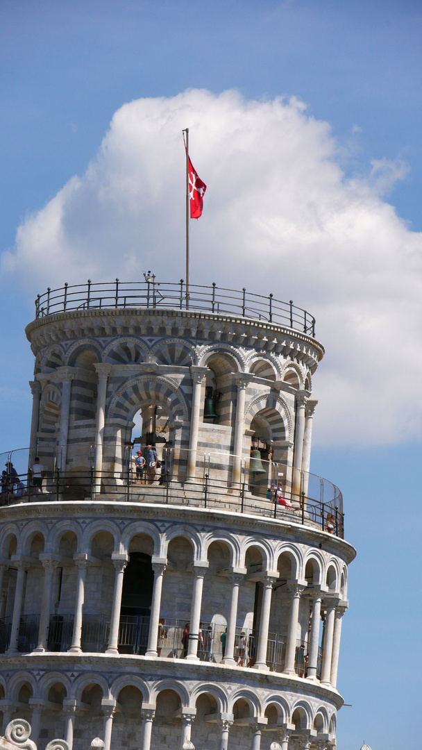 Pisa - qualmender Turm