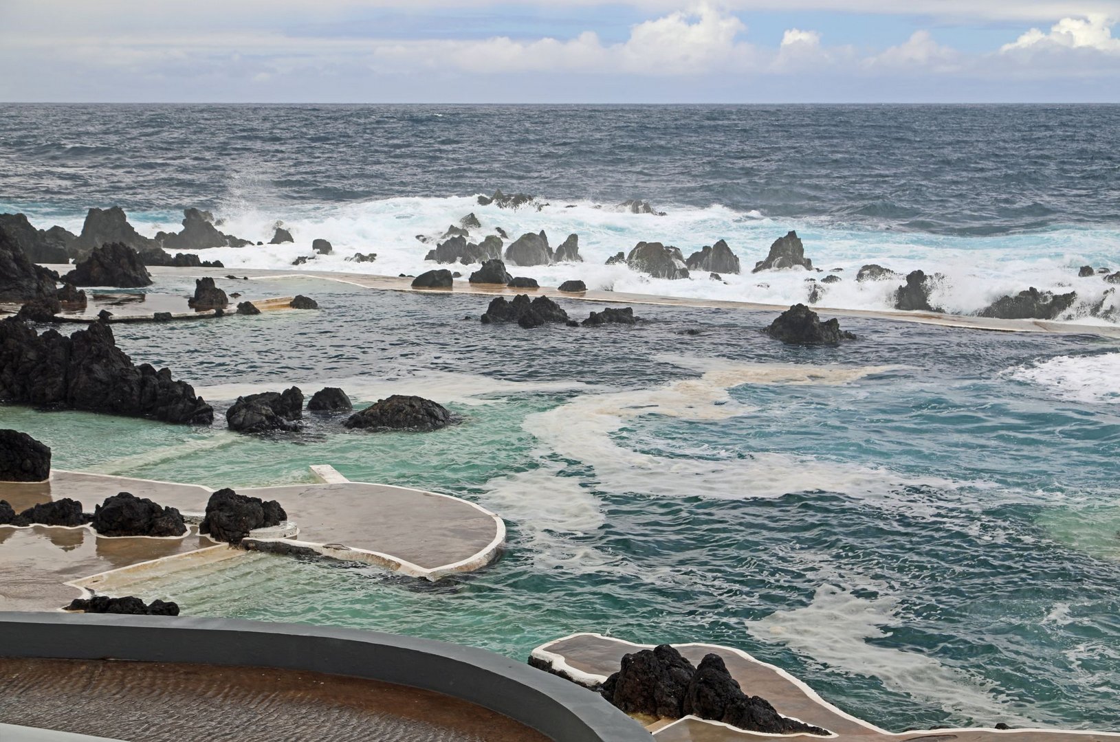 Piscinas naturais de Porto Moniz