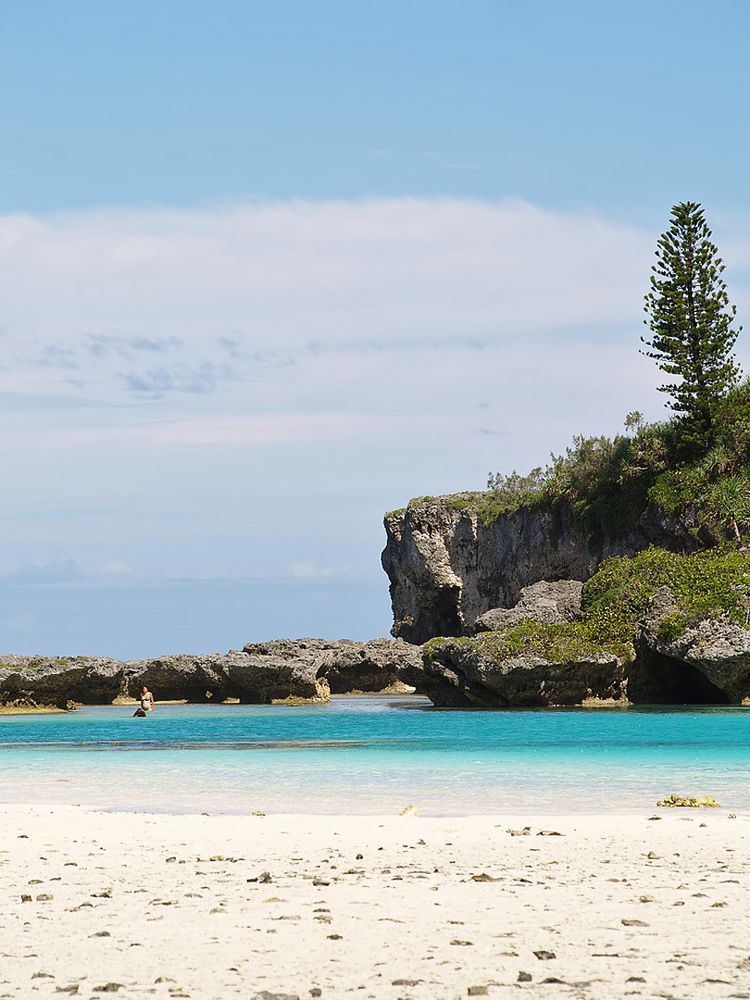  Piscine naturelle à la Baie d’Oro, Île des Pins  -  Natürliches Pool von der Oro-Bucht, Pinieninsel