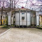 Pissoir am Bischof-Faber-Platz, Wien, 18. Bezirk, Währing