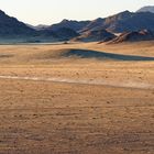 Pistenfahrt in der Namib-Wüste