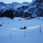 Pistenfahrzeug in Braunwald, Schweiz