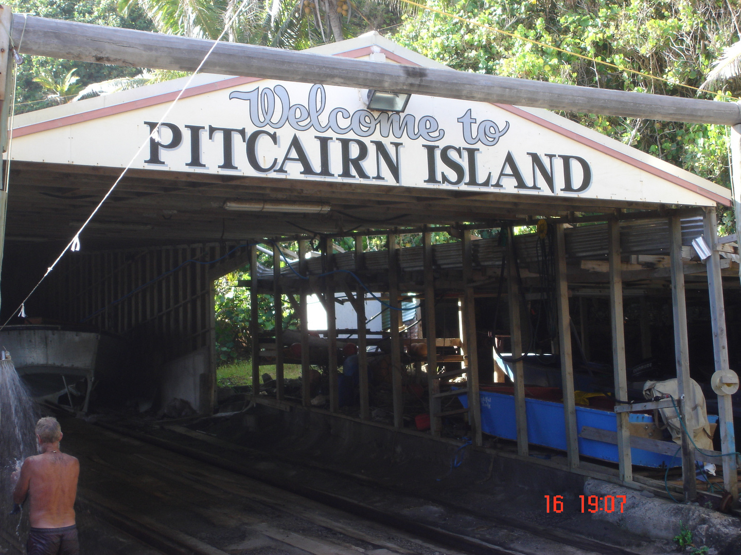 Pitcairn1