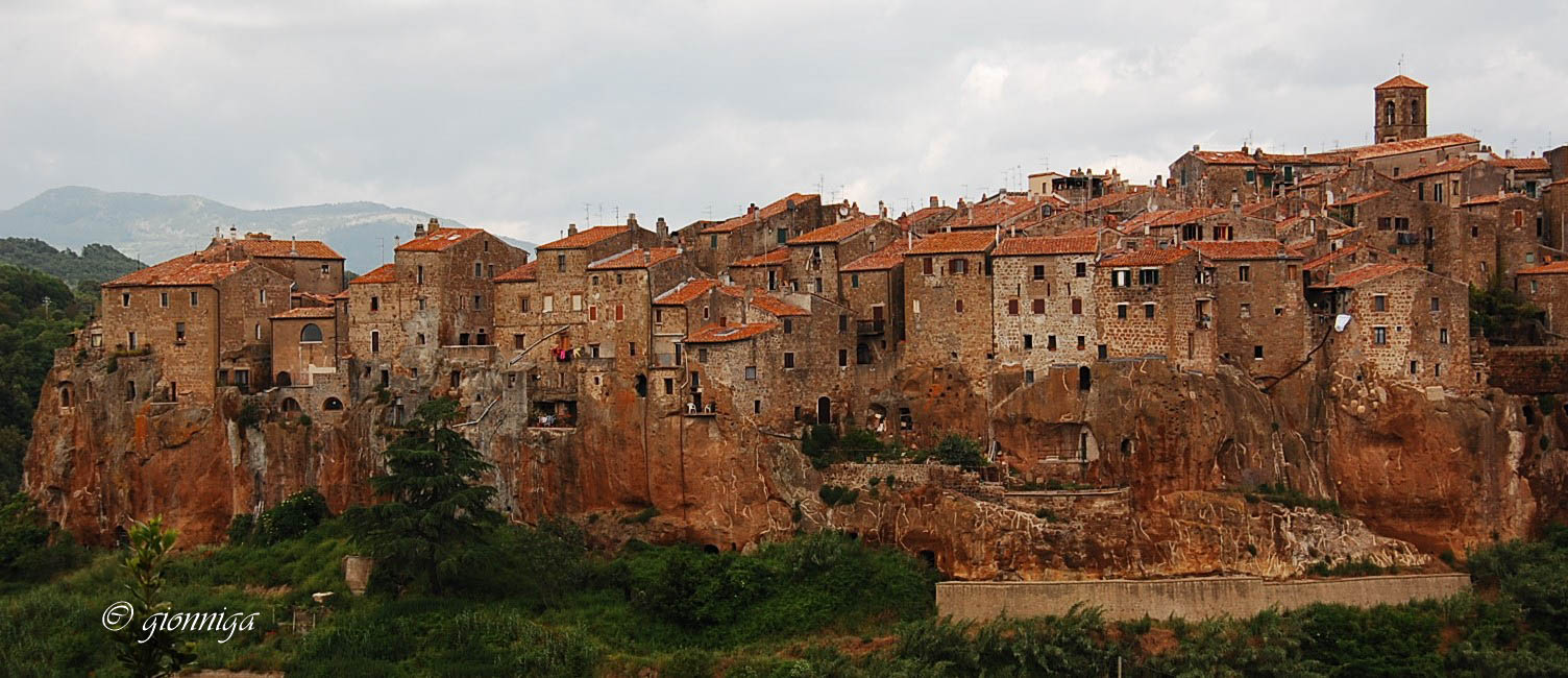 Pitigliano