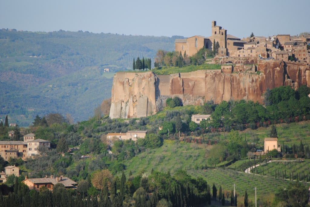 Pitigliano